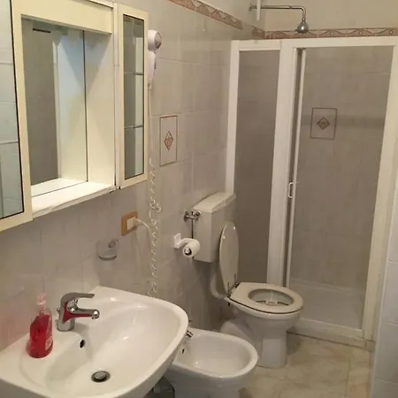 公寓 Monolocale Via Nervia 文蒂米利亚