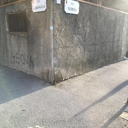 Monolocale Via Nervia